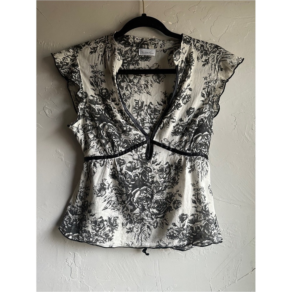 Charlotte Russe Y2K WhimsiGoth Dark Romantic Floral Babydoll Top Large